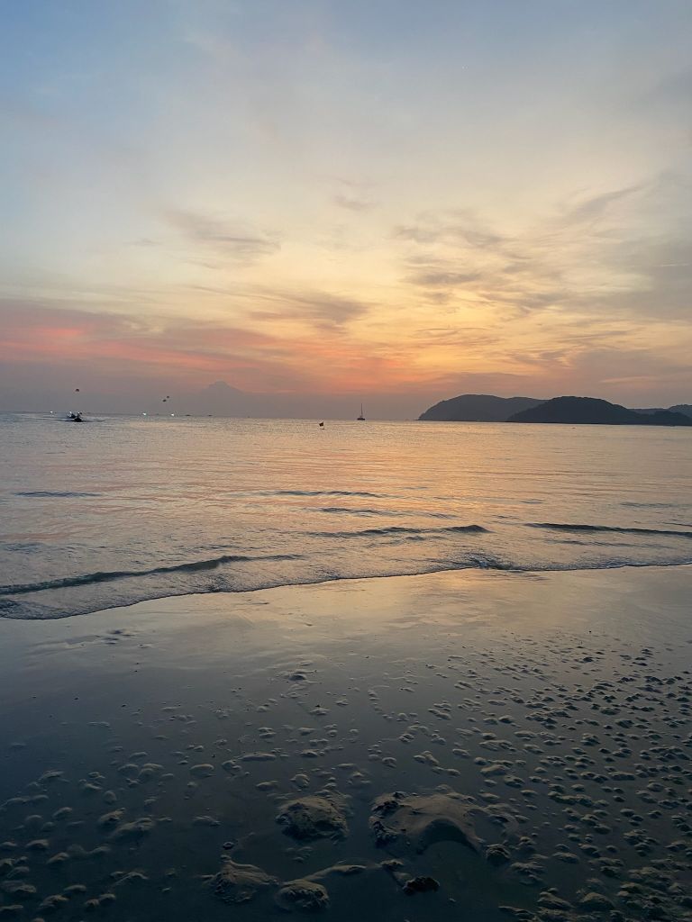 Sonnenuntergang am Cenang Beach